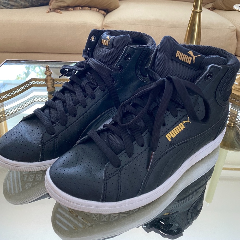 Puma High Top Sneaker